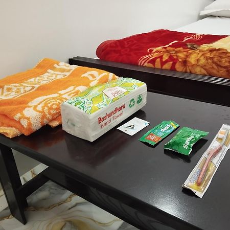 Hotel Labbaik Farmgate ダッカ エクステリア 写真